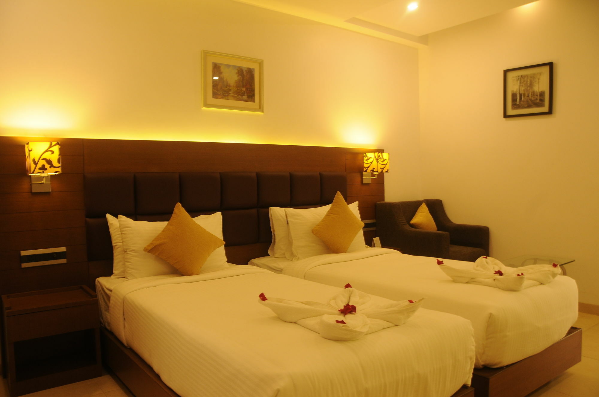 Hotel Nk Grand Park Airport Hotel Chennai Exterior photo